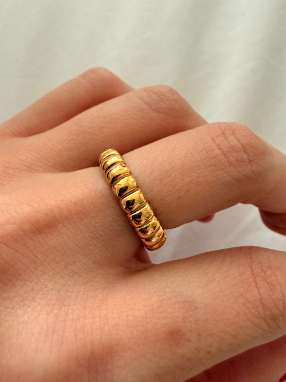 Mejuri 18k Gold Plated Charlotte Slim Ring